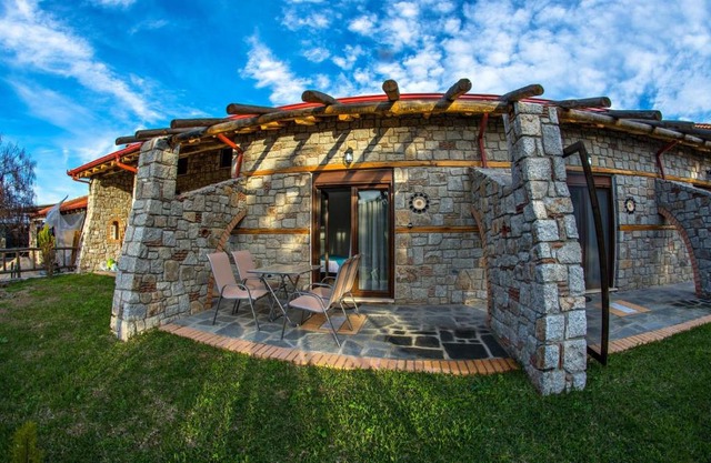Theano Apartments