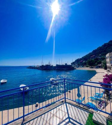TheReal Beachfront House BoniLu Croacia