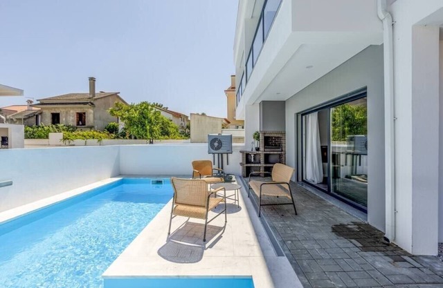 This property is a self-check-in property, you will be required to fill...