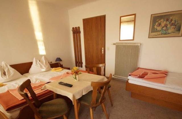 Habitación triple y cuádruple 34 Vistas al lago - Zur Landeroith GmbH