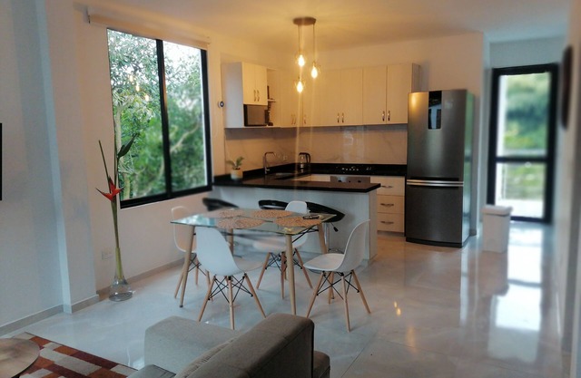 Apartamento campestre delux de tres alcobas jacuzzi y balcón con vista