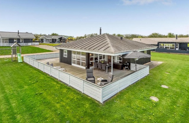 Three-Bedroom Holiday Home Nordborg With A Room Hot Tub 01