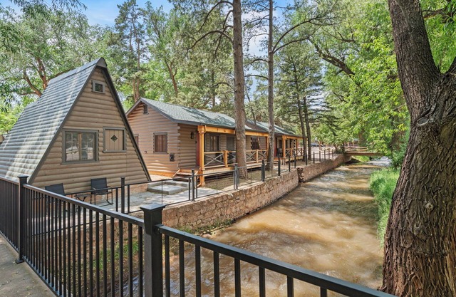 Timber Lodge Cabins 29