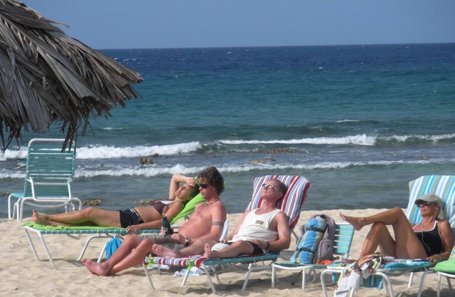 De alta calidad más un gran valor en Gentle Winds Beach Condo