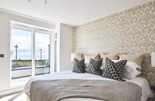 Topaz - Four Bedroom House, Sleeps 8