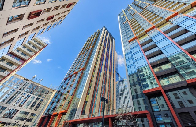 Towarowa Towers Residences