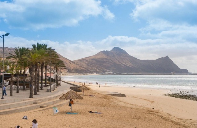 Casa en Banda, a 5 Minutos de la Playa de la Lagoa, Wi-Fi gratuito