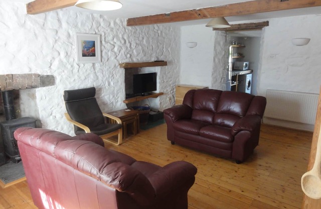 Casa de piedra tradicional renovada en St. Davids