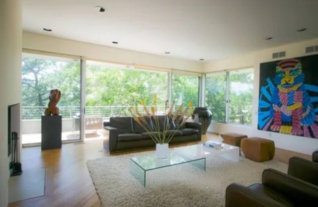 Tranquil & Private home with tennis & pool with 5 bedrooms and AC