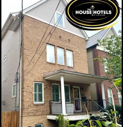 Tremont Apartment