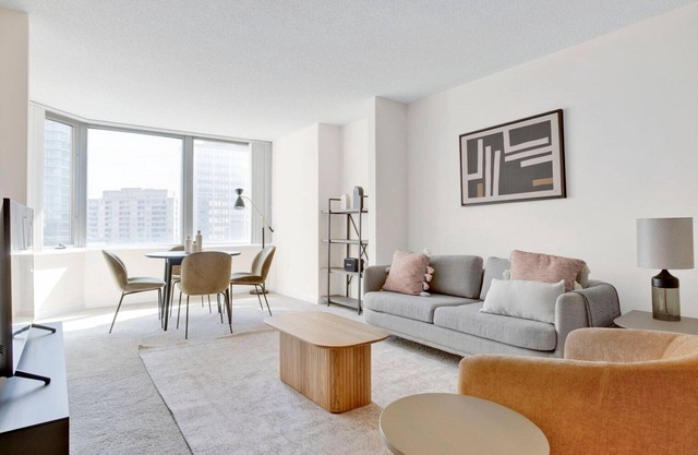 Trendy Bethesda 1BR w/ Gym, Pool & Concierge, near Metro, by Blueground