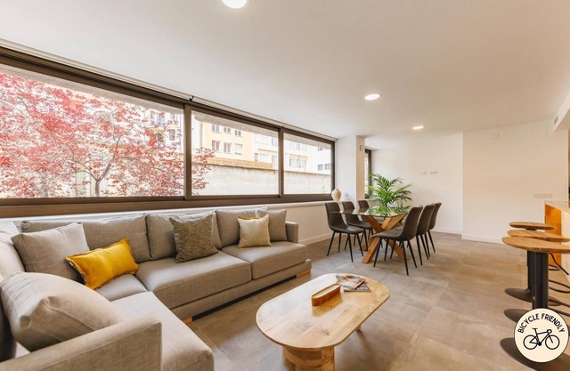 Turbau Entresol B - Apartamento vacacional en Girona | Bravissimo