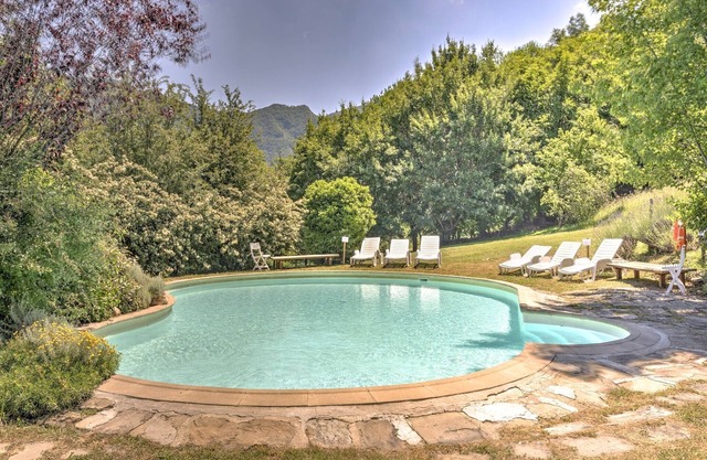 Escondite toscano con piscina