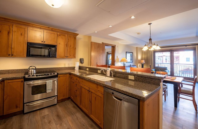 Two Bedroom Condo with a Balcony in Mountaineer Square 2 Condo - No Cleaning Fee! by RedAwning