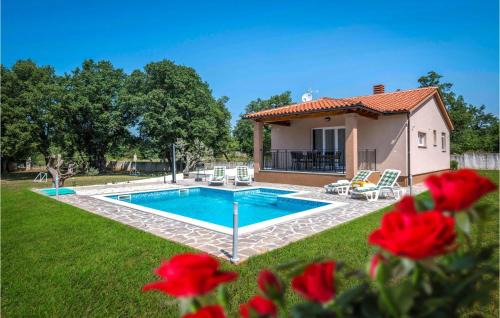 Two-Bedroom Holiday Home In Vodnjan