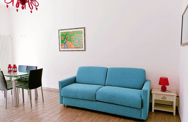 APARTAMENTO ubicado en el centro a pocos pasos del bacalao de mar. CITRA 009034-LT-0811