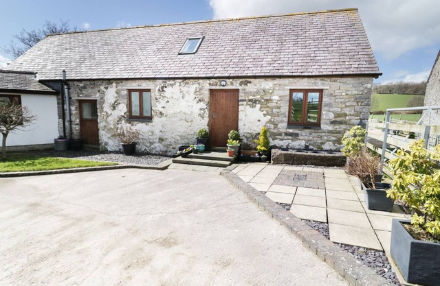 Tyddyn Isa, DENBIGH