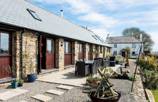 Unique Rural Stone dog friendly Barn Conversion