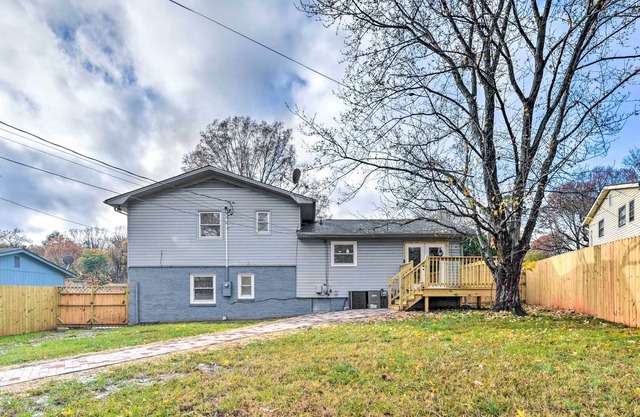 Updated Charlotte Home w/ Yard, Fire Pit!