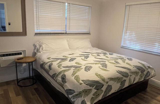 NEW 2 bed downtown FTL apartment