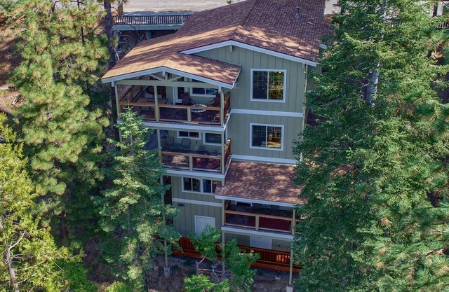 Nueva casa de vacaciones de lujo en Yosemite West dentro de las puertas del Parque Nacional de Yosemite