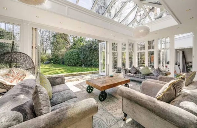 Upscale Immense 5BR Edwardian Mansion in N. London