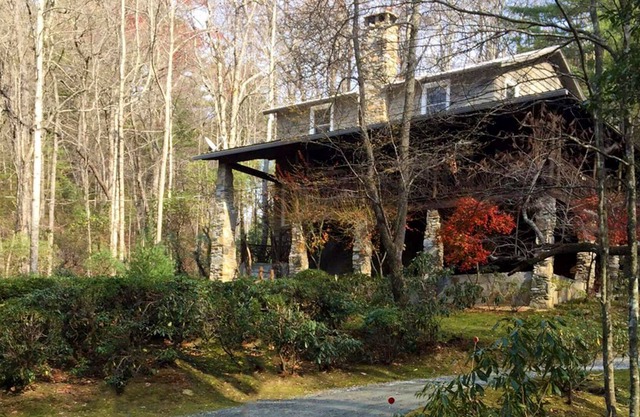 Exclusivo de vacaciones Mountain Home - precioso entorno arbolado