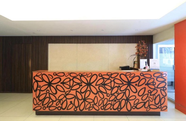 Urbanview Mroom PH Kemang