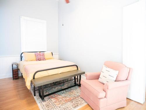 Ursulines Charming 1 Bedroom Monthly Rental