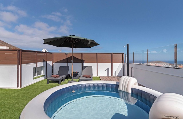 Apartamento de vacaciones 'Unidad B' con vistas al mar, Wi-Fi y aire acondicionado