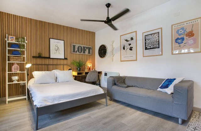 Apartamento de vacaciones 'Loft La Laguna' con terraza compartida, jardín compartido y Wi-Fi