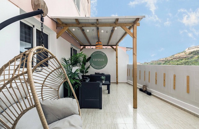 Casa de vacaciones "Refugio Vacacional" con vistas al mar, espacio de trabajo y Wi-Fi