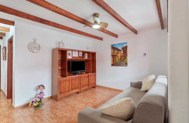 Casa de vacaciones 'Florymar' con terraza y Wi-Fi