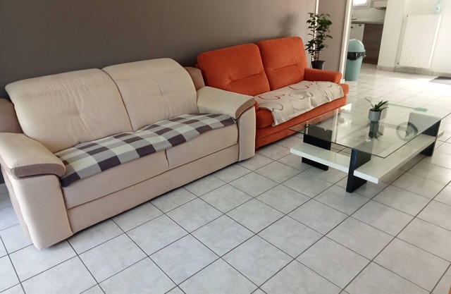Nice house classified "meublé de tourisme" in a quiet area, 2 minutes from beaches and amenities.