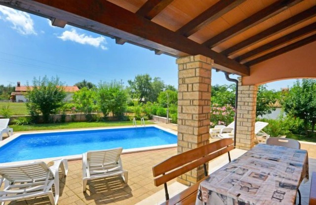 Casa de vacaciones Goran (PRC609) en Porec - 6 personas, 3 dormitorios