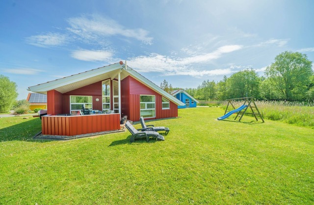 Vacation home Kum Weer - A cozy retreat with generous furnishings