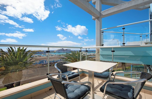 Casa de vacaciones "Mar y Luz" con vistas al mar, terraza privada y Wi-Fi