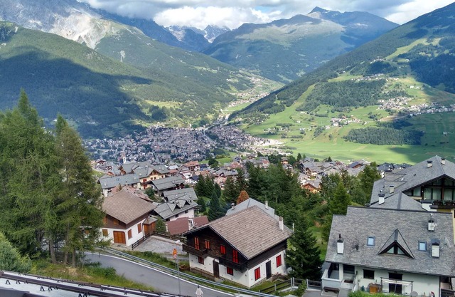 Valdisotto: Piso / apartamento - Bormio - Oga, posicion panoramicas