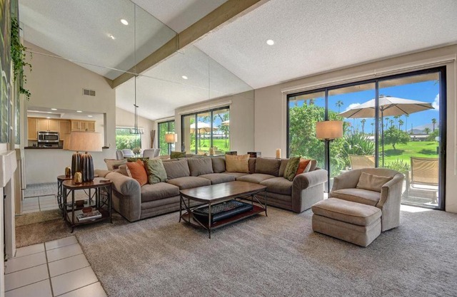 VB607 - Palm Getaway - Meredith Lodging