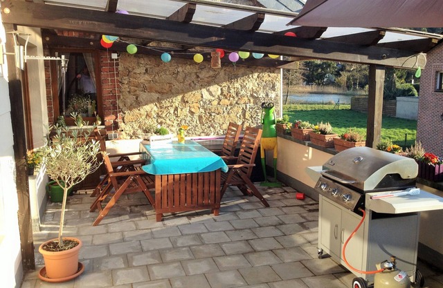 Muy grande (100 m²) apartamento muy bien amueblado en Stolberg-Vicht