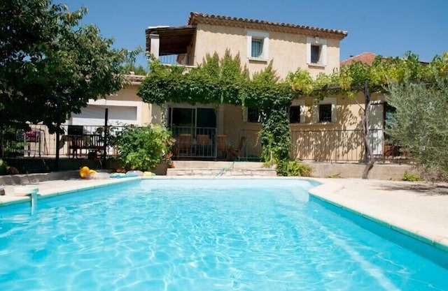 Casa muy agradable, espaciosa y bien equipada - 1000 m2 de terreno