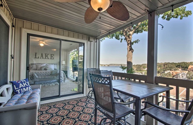 ¡NUEVO! Osage Beach Condo w / View, piscina y acceso al lago
