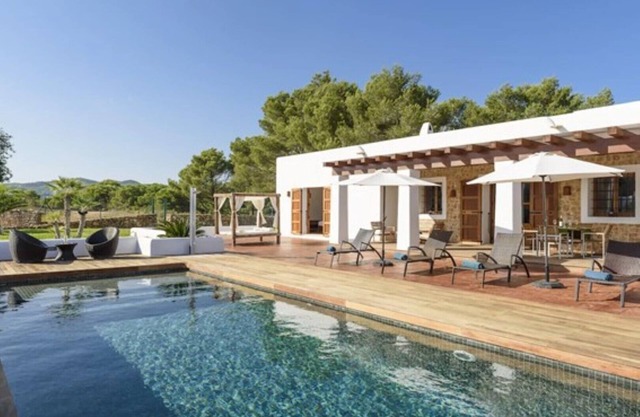 Villa Dalt S Era con vistas a la montaña, Wi-Fi, aire acondicionado, piscina y jardín