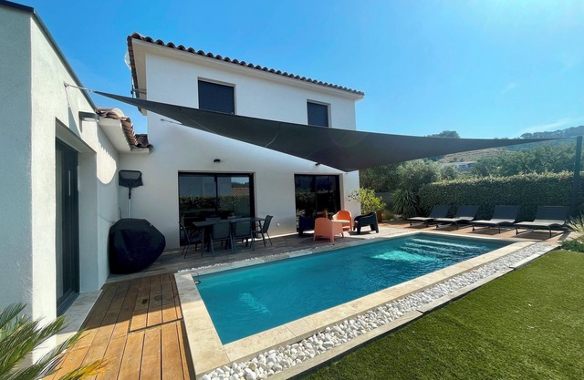 Villa 3 chambres, piscine, petanque, clim
