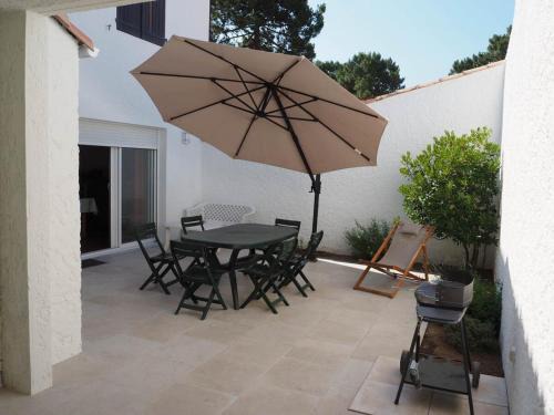 Villa 4 chambres près de la plage avec parking à La Palmyre - FR-1-705-95