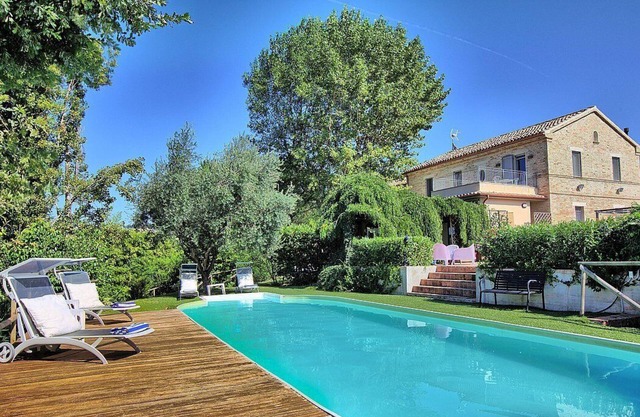 Villa Accordo: A characteristic and welcoming two-story villa surrounded by the greenery, with Free WI-FI.