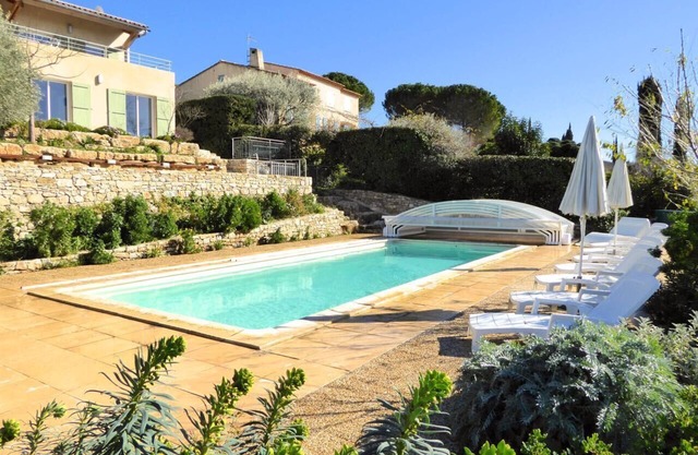 Villa con aire acondicionado y vistas panorámicas del Mar Mediterráneo