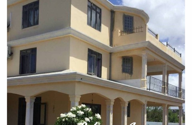 Villa Angellay - 200 m², piscina, 6 habitaciones, amplio jardín, a 10 minutos a pie de la playa