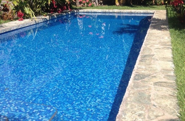 VILLA AZTECA UNA CASA CONTEMPORÁNEA EN SANTA ANA