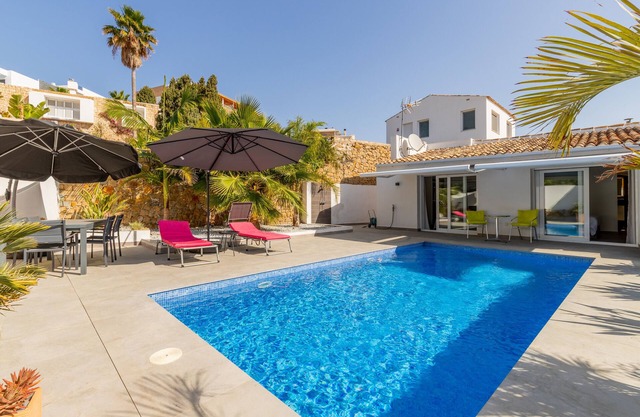 Villa "Bennu - Lujo Y Confort" cerca de la playa con piscina privada y Wi-Fi